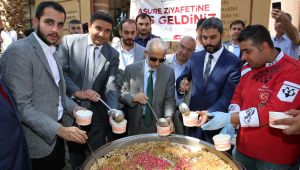 Karaköprü Belediyesinden Üniversite Öğrencilerine Aşure İkramı