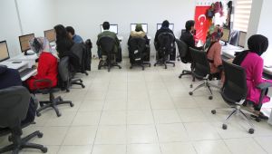 Haliliye'de Gençlere Bilgisayar Kursu