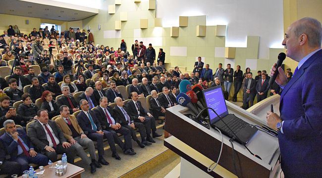 Prof. Dr. Numan Kurtulmuş, ‘Türkiye’yi Yarınlara Taşımak’ Konulu Konferansta Öğrencilerle Bir Araya Geldi 