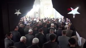Şanlıurfa'da idlib şehitleri için gıyabi namaz kılındı
