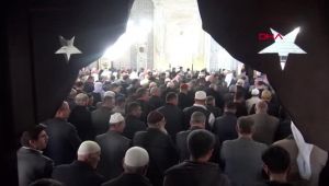 Şanlıurfa'da idlib şehitleri için gıyabi namaz kılındı