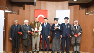 Şanlıurfa’daki Kıbrıs Gazilerine Milli Mücadele Madalyası Verildi
