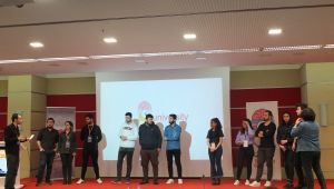 Harran Üniversitesi Öğrencileri Göllerin Kirliliğini Önleyici Robot Projesiyle Birinci Oldular
