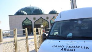 Karaköprü’nün Camilerinde Bahar Temizliği