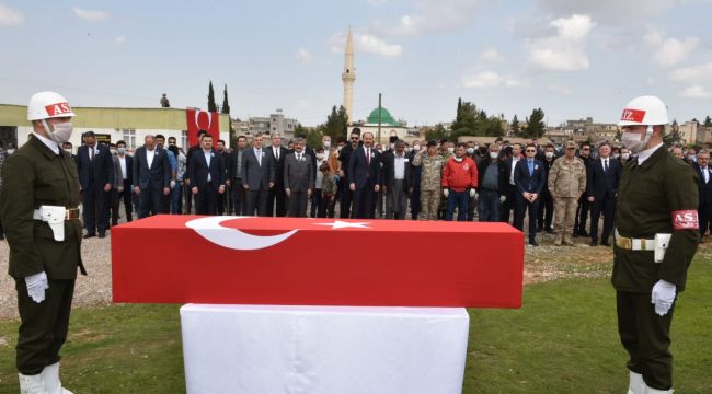 Şanlıurfalı Şehit İsmail Karataş Toprağa Verildi