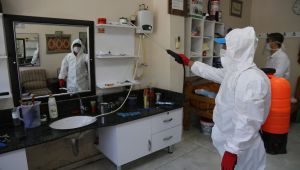 Eyyübiye Belediyesi, Berber Ve Kuaförlerde Dezenfekte Çalışmasını Sürdürüyor