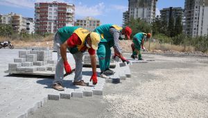 Atakent'te Yollar Kilitli Parkeyle Döşeniyor