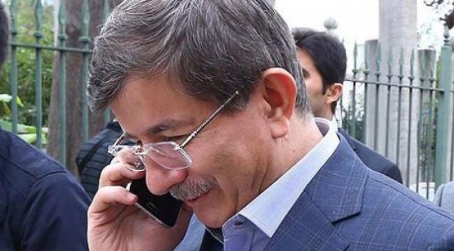 Davutoğlu'dan Aziz Hoca için Başsağlığı telefonu