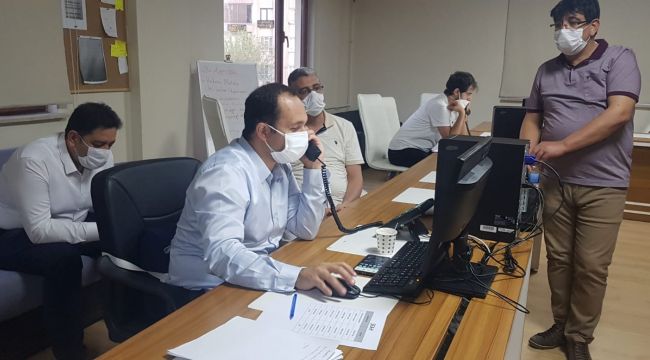 Sağlık Müdürü ERKUŞ Kovit-19 çağrı merkezinde incelemelerde bulundu.
