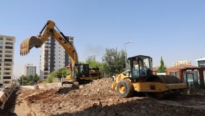 Karaköprü'de Yol Seferberliği Aralıksız Sürüyor