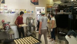 Son 24 Saatte 202 Kişiye Maske Takmamaktan 900’er TL Ceza Yazıldı 
