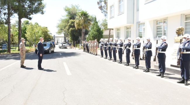 Vali Erin’den Jandarma’ya Ziyaret