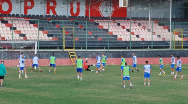 Karbel Karaköprü Belediyespor Bayrampaşa’yı bekliyor