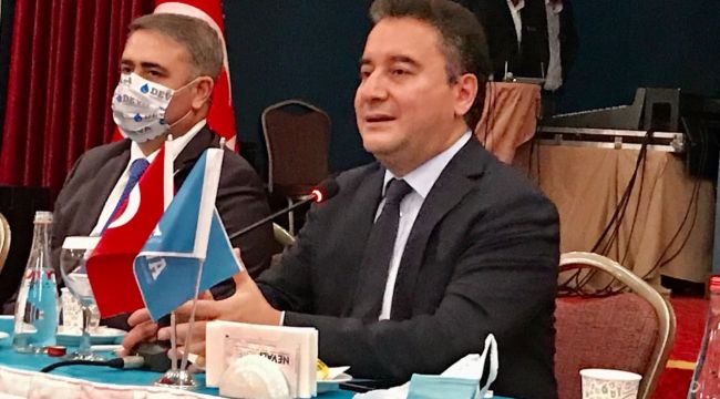 Babacan'ı Şanlıurfa'da coşkulu kalabalık karşıladı