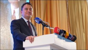 Babacan: “Suçu Merkez Bankası Başkanı’na yıkarak sorumluluktan kurtulamazsınız”