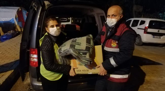 Büyükşehir’in Yardımları İzmirli Depremzedelere Ulaştı