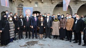 Başkan Beyazgül Siverek İlçesinde Temaslarda Bulundu