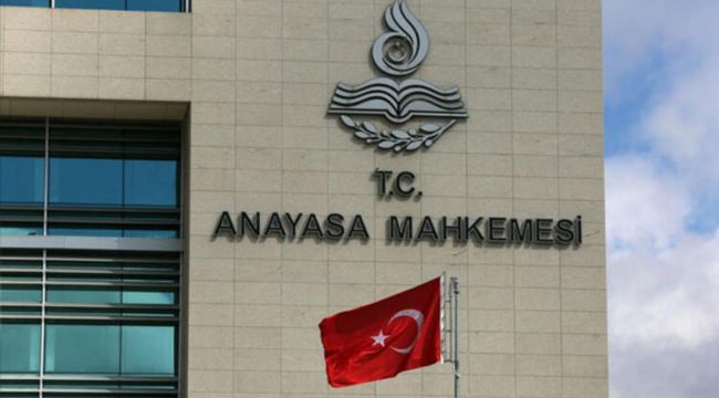 Anayasa Mahkemesi'nden 9 HDP'li için 