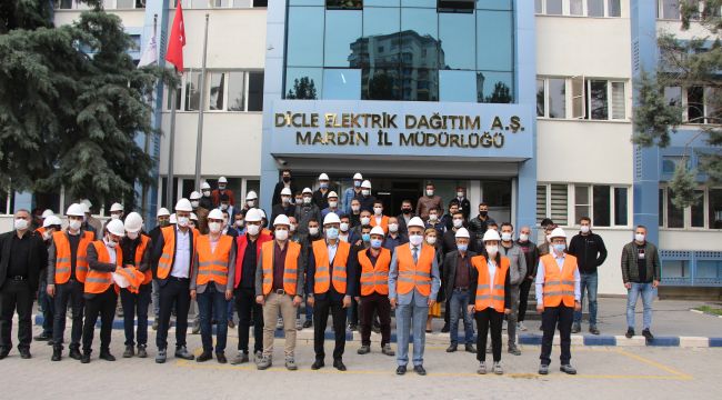 Dicle Elektrik’ten İSG sloganı “Bahara Ve İş Kazasız Bir Aya Merhaba”    