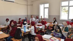 Kuveytli Hayırseverlerin YapımınıTamamladığı Okullarda Ders Başladı