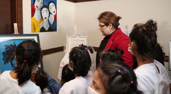 Aile ve Sosyal Hizmetler Bakanı Derya Yanık, Dünya Kız Çocukları Günü’nü kutladı