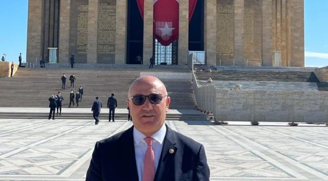 CHP’li Tanal, Suriyelilerin “Muz Yeme” Akımını Böyle Yorumladı