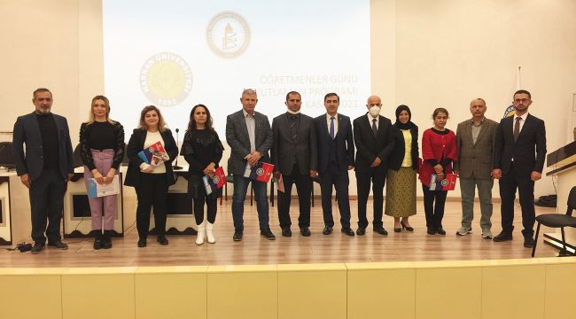 Harran Üniversitesi’nde 24 Kasım Öğretmenler Günü Kutlandı