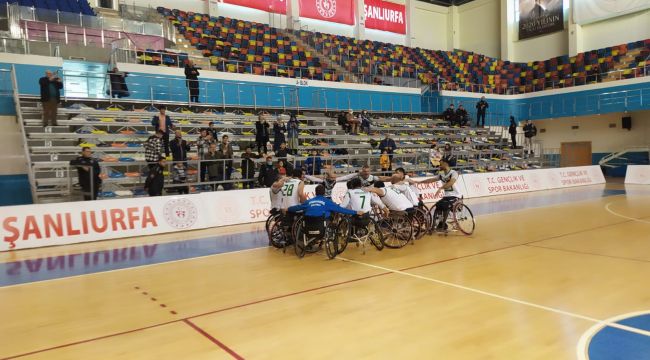 Büyükşehir Engelliler Basketbol Takımı Evinde Galip Geldi