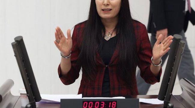  Şanlıurfa Milletvekili Ayşe Sürücü, Sağlık sigortasıyla ilgili kanun teklifi verdi