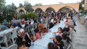 Eyyübiye Belediyesi, 2500 Kuran Kursu Öğrencisine seccade Hediye Etti