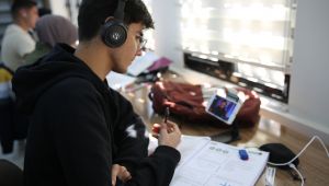 Karaköprü’de Öğrenciler Sınavlara Okuma Salonlarında Hazırlanıyor
