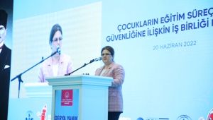 Üç Bakan Çocuklar İçin İmza Attı