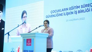 Üç Bakan Çocuklar İçin İmza Attı  