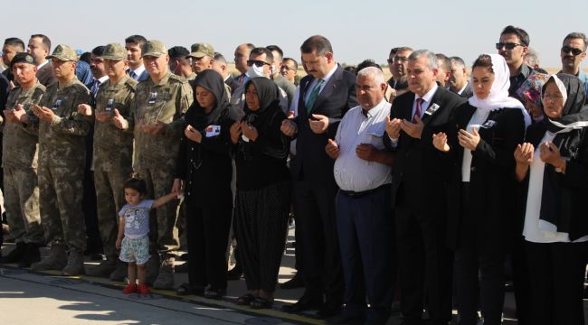 Vali Salih Ayhan; Şehidimizi Uğurladı