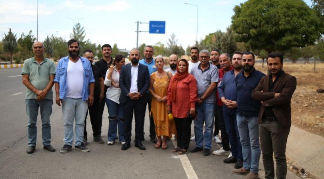 Konseri yasaklanan Akkaya: Sağ olduğum sürece şarkı söylemeye devam edeceğim 