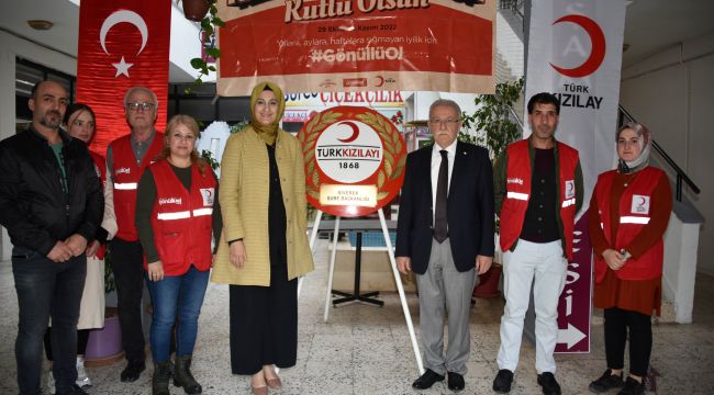 Başkan Çakmak'tan Kızılay'a Ziyaret