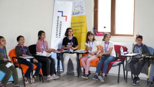 Karaköprü’de Çocuklar Yeni Metotlarla İngilizce Öğreniyor