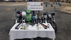 Şanlıurfa Jandarmadan Başarılı Operasyon; Urfa'da uyuşturucu, kaçak silah ve çalıntı motosiklet ele geçirildi