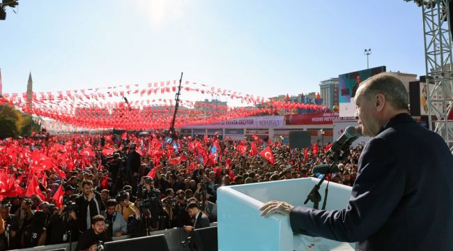 Cumhurbaşkanı Erdoğan, Urfa'da 110 bin kişin katıldığı mitingde toplu açılış töreni gerçekleştirdi