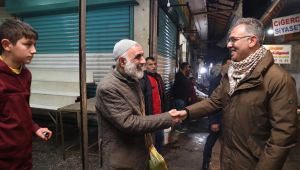 Eyyübiye Belediye Başkanı Mehmet Kuş, Tarihi Çarşılarda Esnafla Buluştu