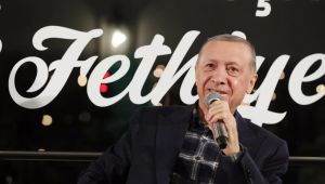 Başkan Erdoğan'dan Davutoğlu sorusuna olay cevap: Öyle deme! Profesör....