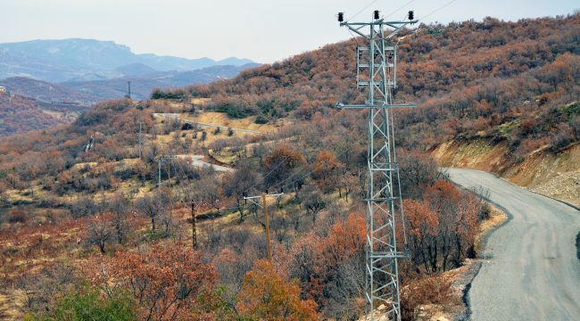 Dicle Elektrik, kırsaldaki hizmet kalitesini artırmak için çalışmalarını hızlandırdı