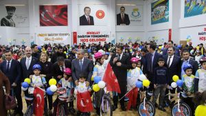 Haliliye Belediyesinden 400 Çocuğa Bisiklet Hediyesi