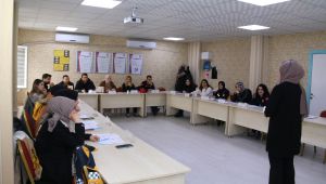 112 personellerine “Hastane Öncesi Obstetrik Aciller Eğitimi” verildi.
