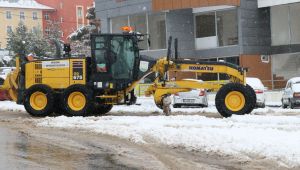Büyükşehir Belediyesi Karla Mücadelede İşi Sıkı Tutuyor