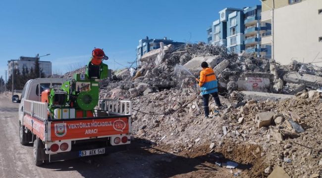 Şanlıurfa Büyükşehir'den Adıyaman'da İlaçlama Çalışması