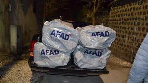 Urfa'nın ilçesinde bir adrese baskın! 4 AFAD çadırı ele geçirildi