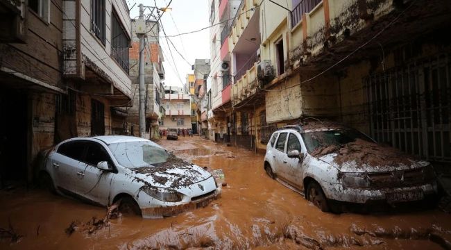 Şanlıurfa’da tahliye ve temizlik çalışmaları sürüyor