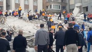 Urfa'da bir bina çöktü! Olay yerine ekipler sevk edildi