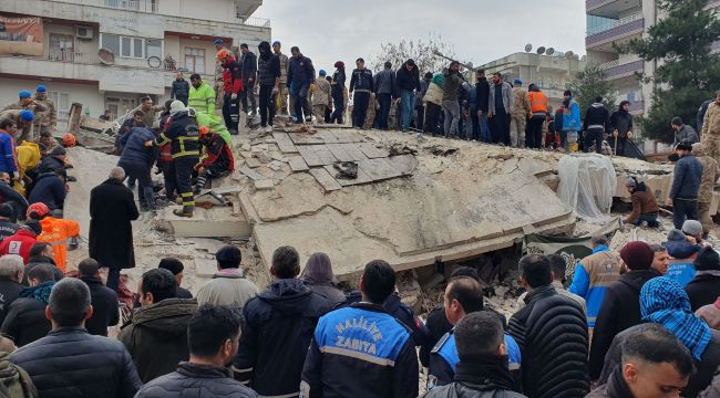 Urfa İHH’dan Depremzedelere Dev Yardım